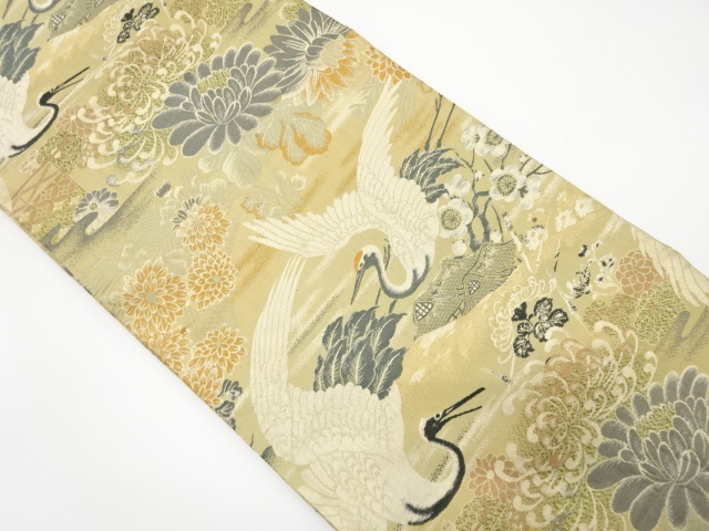 アンティーク　鶴に屋敷・草花模様織り出し丸帯（着用可）